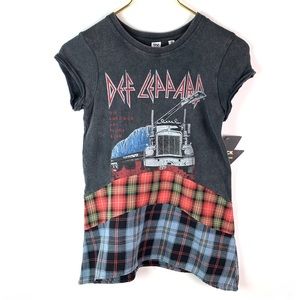 NEW Def Leppard Distressed Rick Band T Shirt